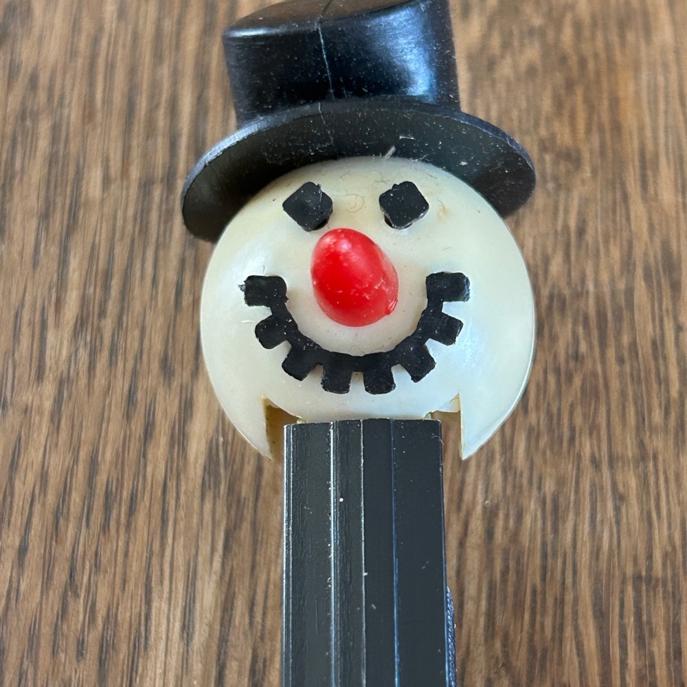Vintage Snowman Pez Dispenser - Yugoslavia